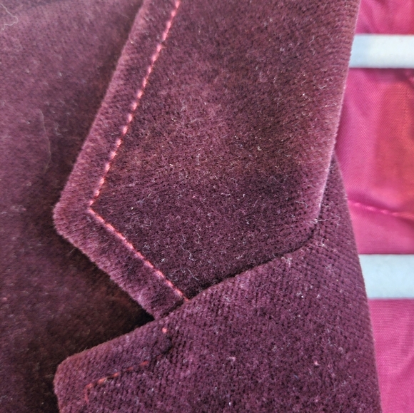 1960's Margorie Hamilton Purple Burgundy Velvet Blazer - Picture 5 of 8